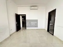 Like brand new lavish 2bhk with balcony and 2 bathroom and fully family building