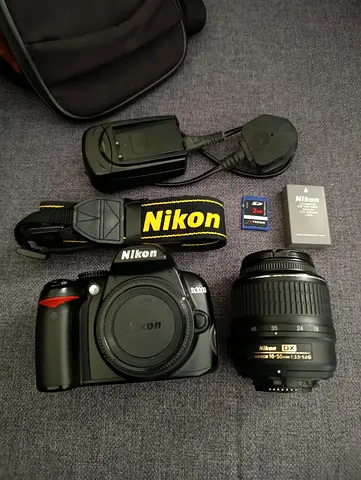 Nikon D3000