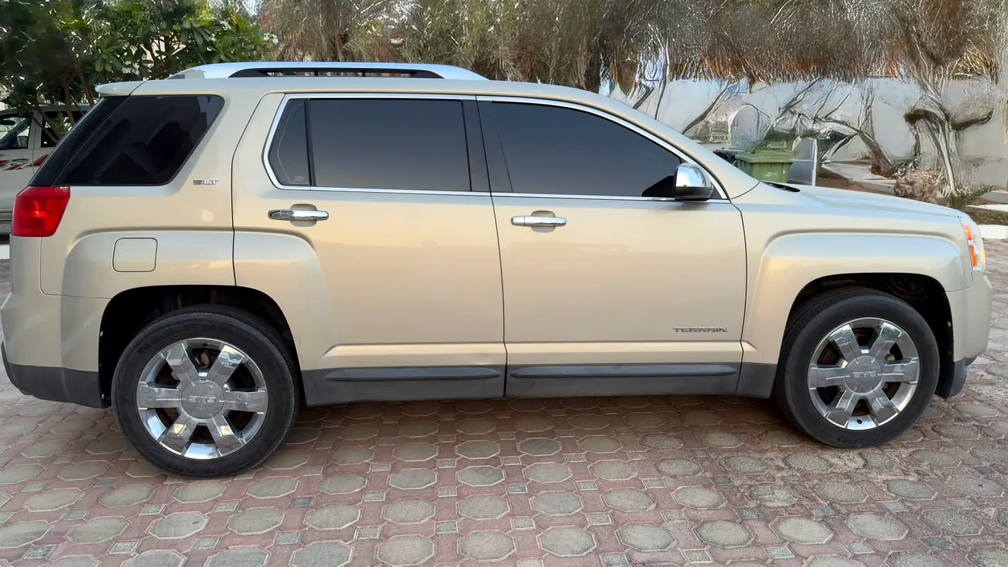 GMC Terrain 2012 — photo 1 of 6