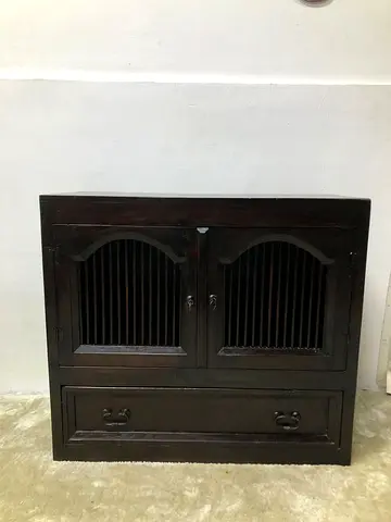 Solidwood cabinet