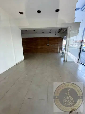 2000 SRFT,SHOWROOM AVAILABLE FOR RENT GOOD FOR MEDICAL CENTER AND PHARMACY,GARMENT SHOWROOM,TYPING CENTER,ELECTRONICS MOBILE,CAFATERIA,RESTORENT,GYM