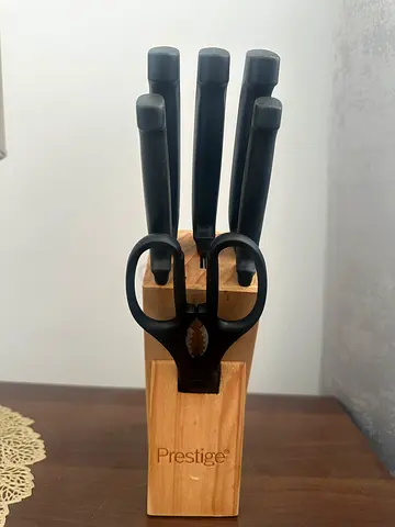 Prestige Knife Set with Wooden Block and Kitchen Scissors
