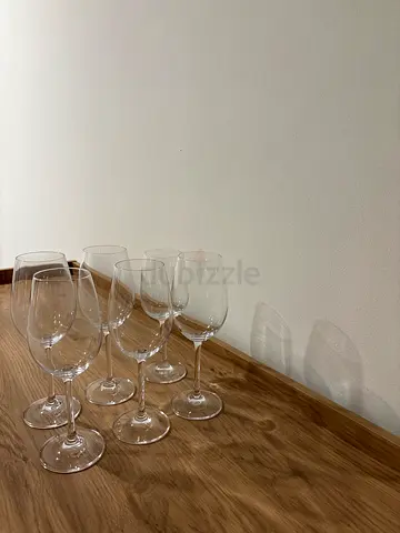 Set of 6 Clear Wine Glasses - Stemmed Glassware, Good Condition