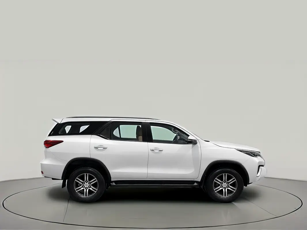 Toyota Fortuner 2024