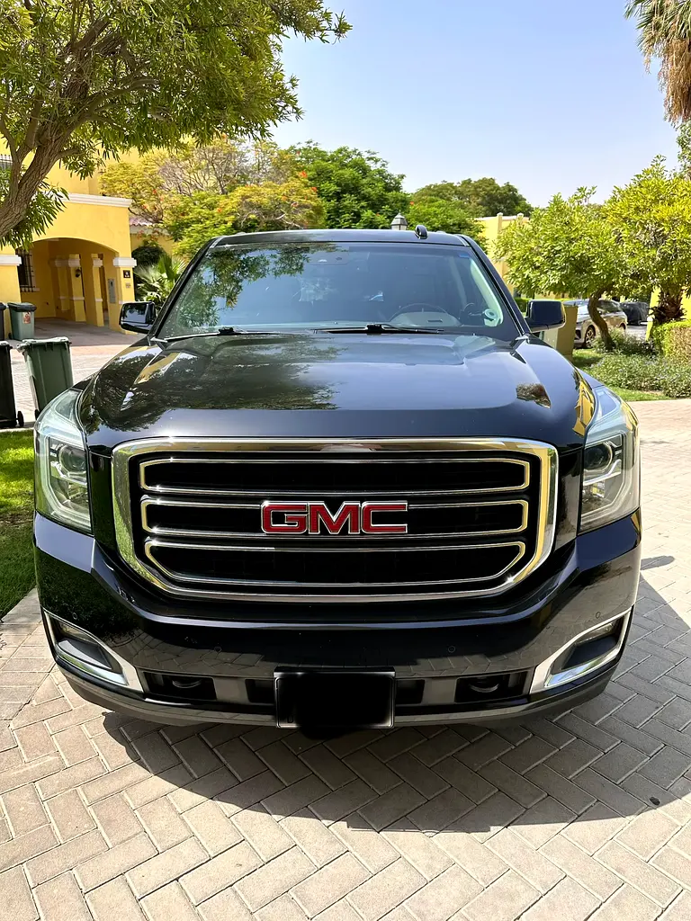 GMC Yukon 2016 — photo 1 of 5