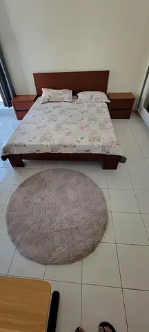 Queen Bed