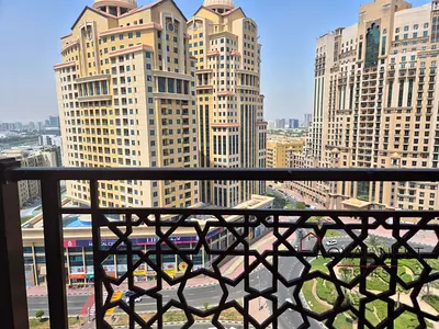 1BR Apartment | Balcony | Community View