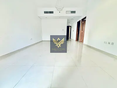Stunning 2BR Apartment | GYM POOL BALCONY PARKING near Sheikh Zayed Rd