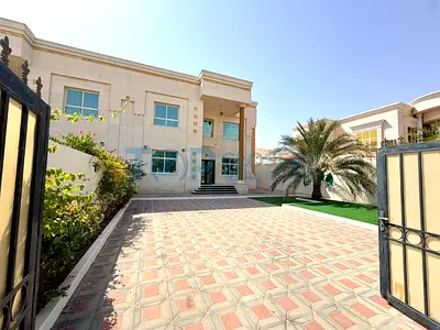 Private Front & Back Yard | Separate Entrance
