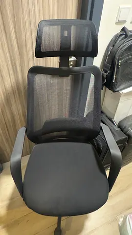 Office / Study / Gaming Chair with Headrest