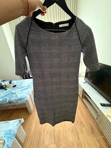 Grey checked knee-length fitted dress - workwear