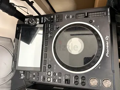 2x CDJ 3000s and DJM 900 NSX2 DJ Setup