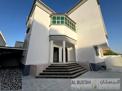 فيلا للإيجار في الروضة – 5 غرف نوم | 3 غرف ماستر | موقف مظلل | جاهزة للسكن