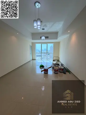 غرفتين افخم وارقي غرفتين وصاله مع 2 حمام مع بلكون اطلاله بحريه علي خور عجمان منطقه مشيرف تشطيب سوبر ديلوكس منطقه مشيرف عجمان بجوار اتصالات وقريب من سي