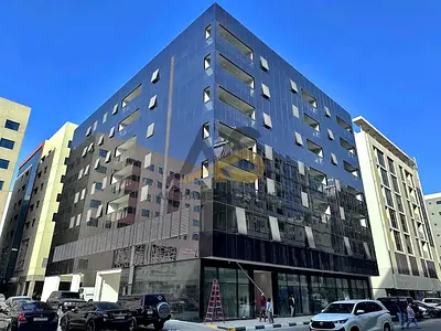 45 Days Free ! Luxury Specious 2bhk ! Free Parking