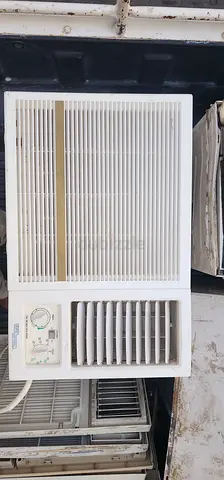 Ac available 2ton window for sale almost new super general