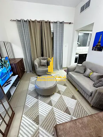 استوديو فاخر.مساحه كبيره مفروش بالكامل بمطبخ منفصل و بلكونه مفتوحه✨عجمان ابراج الياسمين. الإيجار يشمل الفواتير والإنترنت وموقف