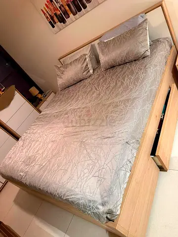 Bedroom set