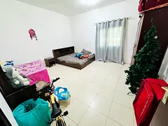 1BHK apartment Available near Sharjah cricket stadium(near gems school)