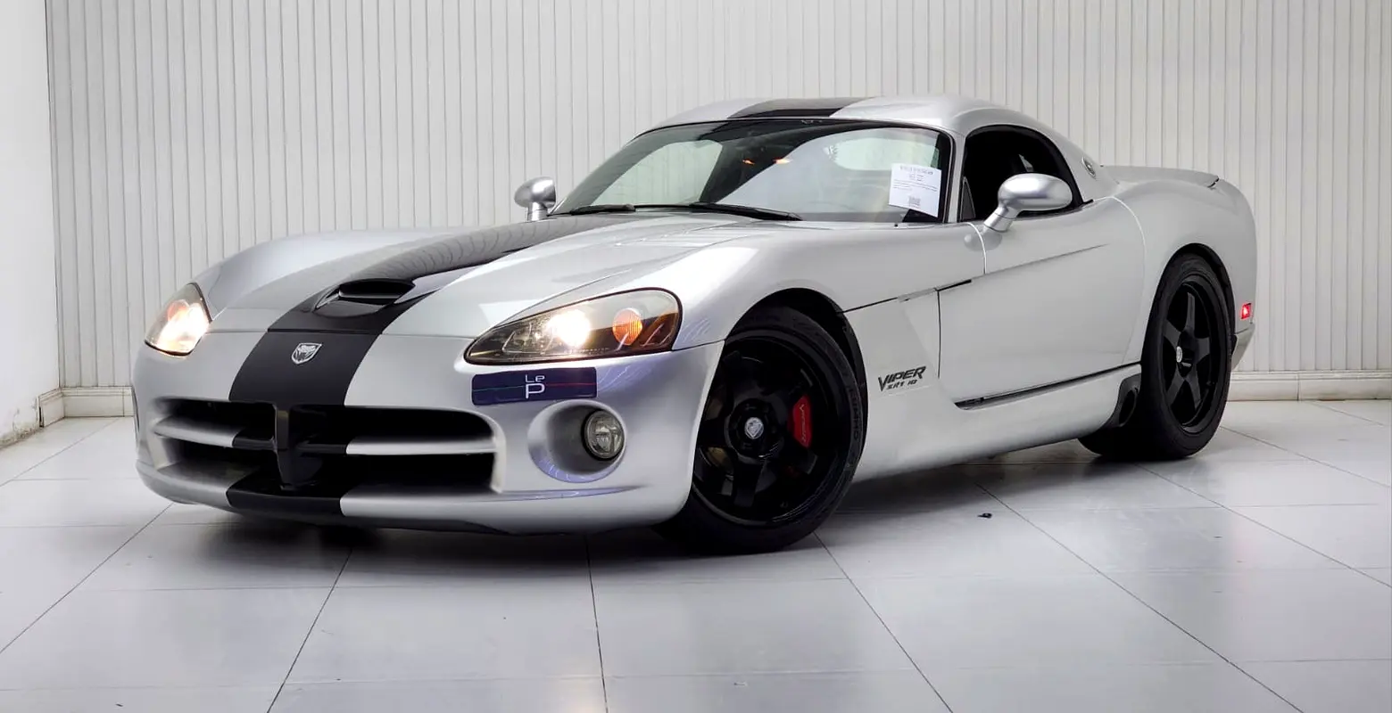 Dodge Viper 2009 — photo 1 of 10