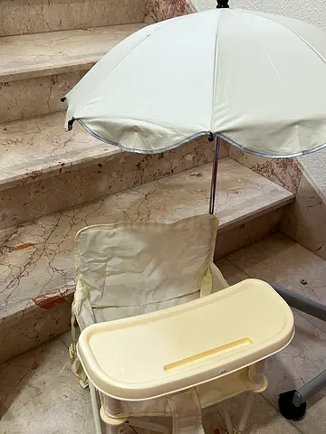 Baby chair with umbrella