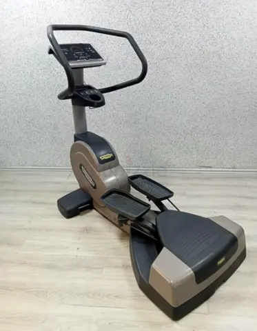 Redused price for urgent sale Technogym Excite Wave 500 SP Crosstrainer  – Very Good Condition  Te