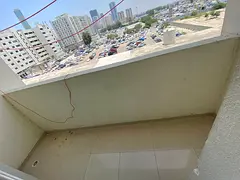 Annual apartment for rent in Sharjah Al Majaz 2 on Al Wahda Street near City Centre one bedroom and