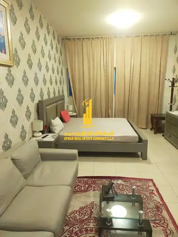 ✨ استوديو مفروش بالكامل للإيجار الشهري في أبراج عجمان ون – الراشدية✨ استمتع بحياة الرفاهية في واحد من أرقى أبراج عجمان! استوديو فاخر مفروش بالكامل بفر