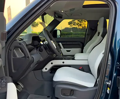 2026 LAND Rover DEFENDER 缩略图 9