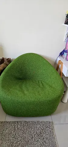 Green arm chair in perfect condition