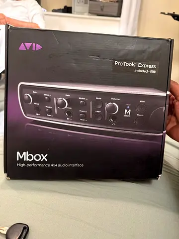 Avid Mbox High-Performance 4x4 Audio Interface (Boxed)