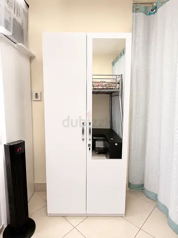 Cabinet for clothes