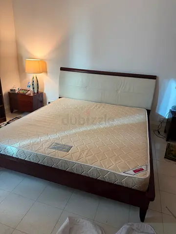 King size bed with two bed side tables