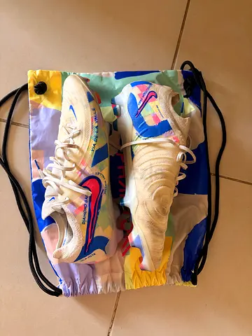 Nike Phantom GX Elite size 47 football shoes