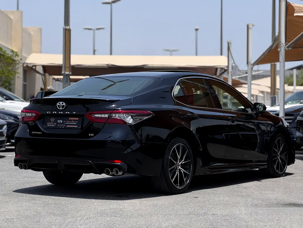Toyota Camry 2023