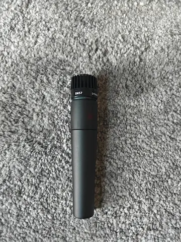 Shure SM57