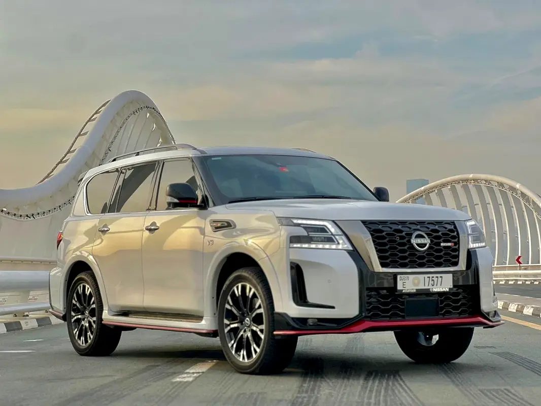 Nissan Patrol 2022 — photo 1 of 8