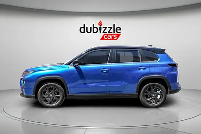 2024 Toyota URBAN CRUISER photo 5