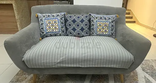 6 seats sofa set.