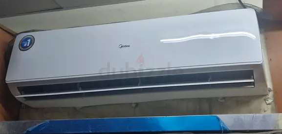 Midea Wall-Mounted Split Air Conditioner - Good Working Condition