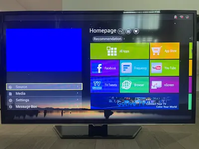 40-inch Smart LED TV in Good Working Condition
