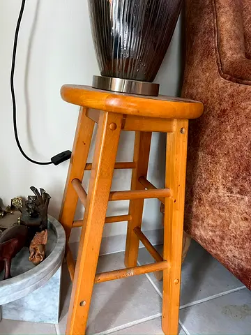 Wooden Table Lamp – Good Condition