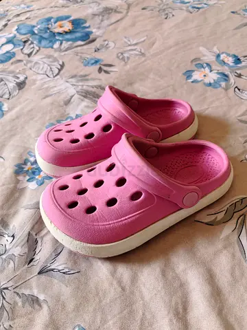 Kids shoes Graceland brand Size 25 in Perfect condition Neat and clean