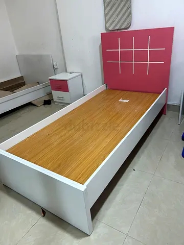 Single bed for sale
