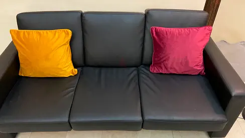 Black 3-Seater Faux Leather Sofa in Good Condition