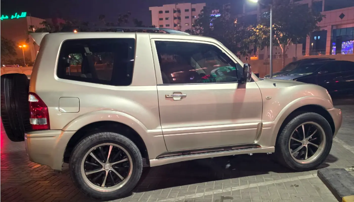 Mitsubishi Pajero Sport 2006 — photo 1 of 4