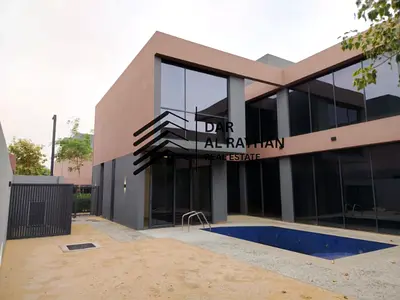 Luxurious 4-Bedroom Villa with Private Pool | Freehold