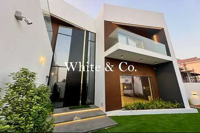 Custom 4 Bedroom | Single Row | Exclusive