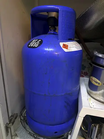Blue LPG Gas Cylinder (Used) - 13kg Approx