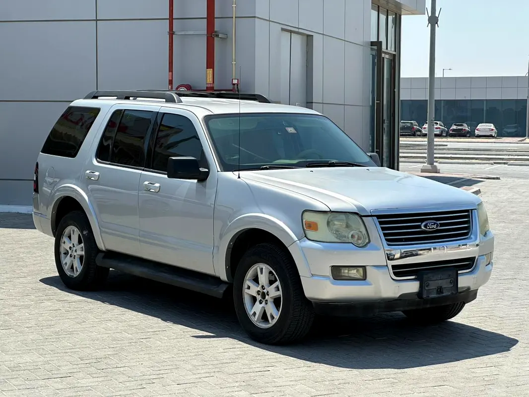 Ford Explorer 2009 — photo 1 of 12